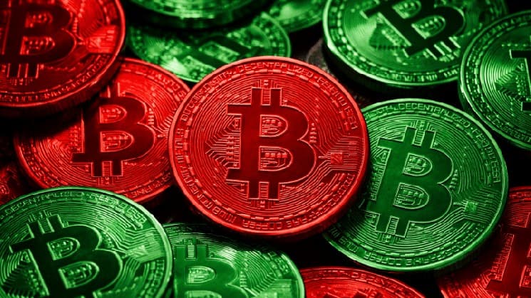 US Attack on Iran Sparks 60% Oil Spike, Forces $619M Net Outflow From Bitcoin ETFs