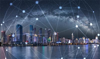 Israel's Strikes on Lebanon Force Tens of Thousands Back Into Syria as Crossings Reopen