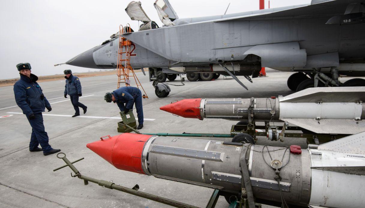 Russia Violates Estonia Airspace With MiG-31s, Prompting NATO Intercepts From Amari