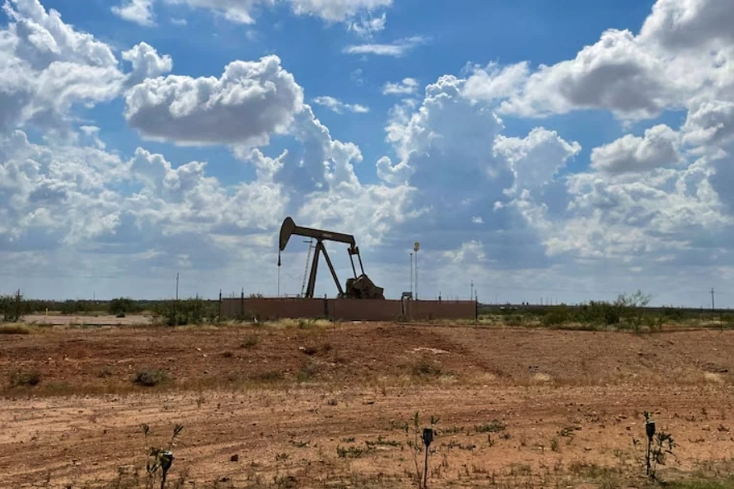 Iran Threatens Strikes on Persian Gulf Energy Facilities After South Pars Strike