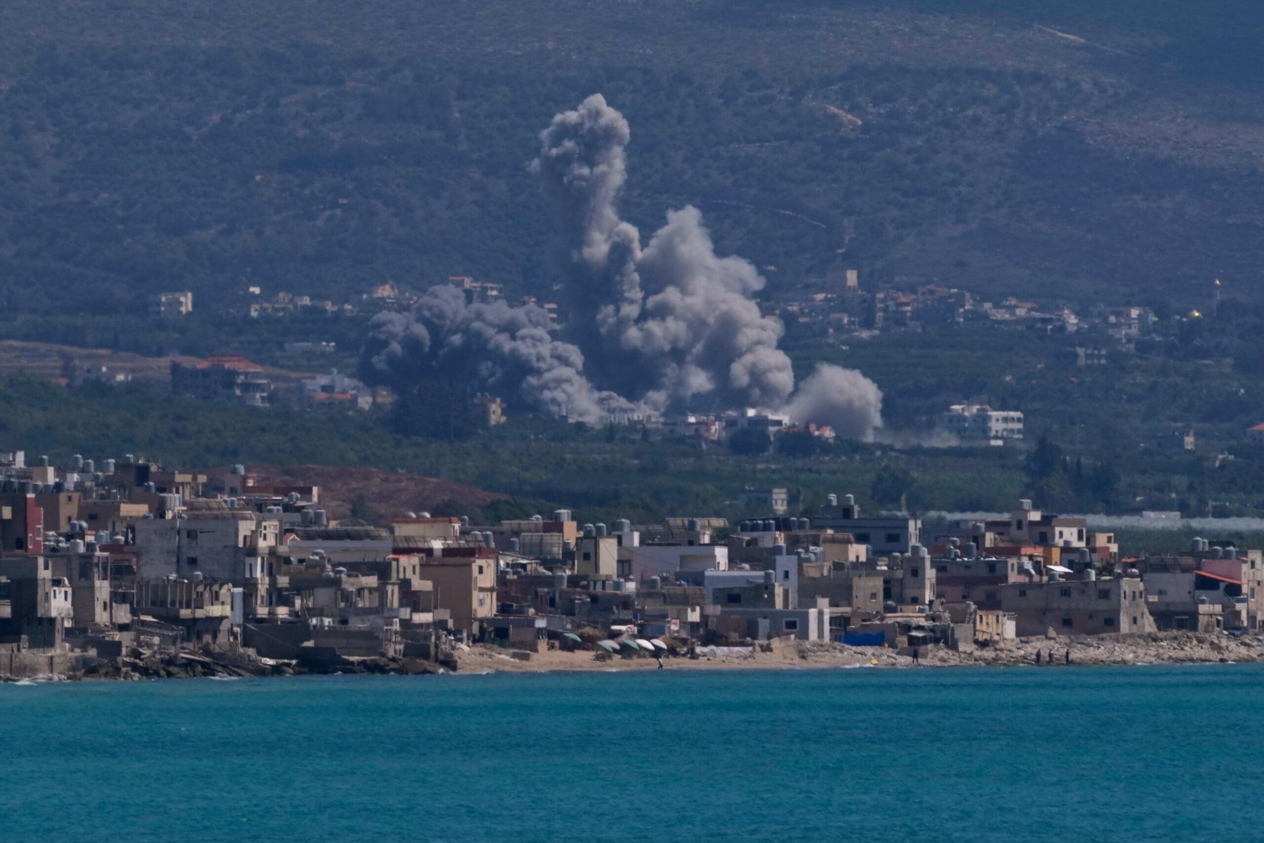 Israeli Warplanes Strike Southern Lebanon Despite Trump Ceasefire Agreement